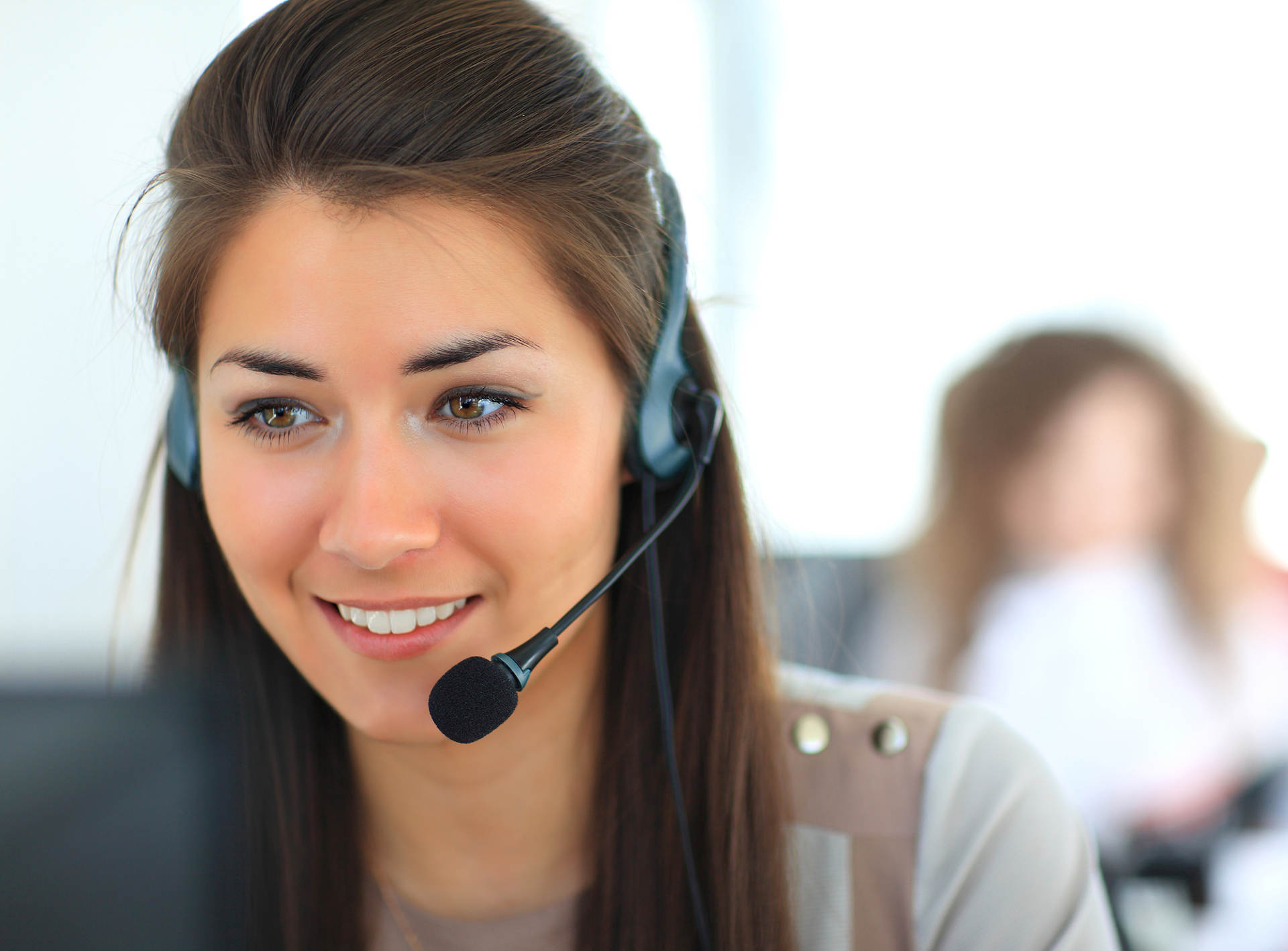 15 Tips to Help Resolve a Customer Problem with the First Call ...