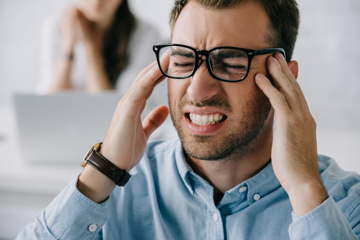 Can Lying In Bed Give You A Headache