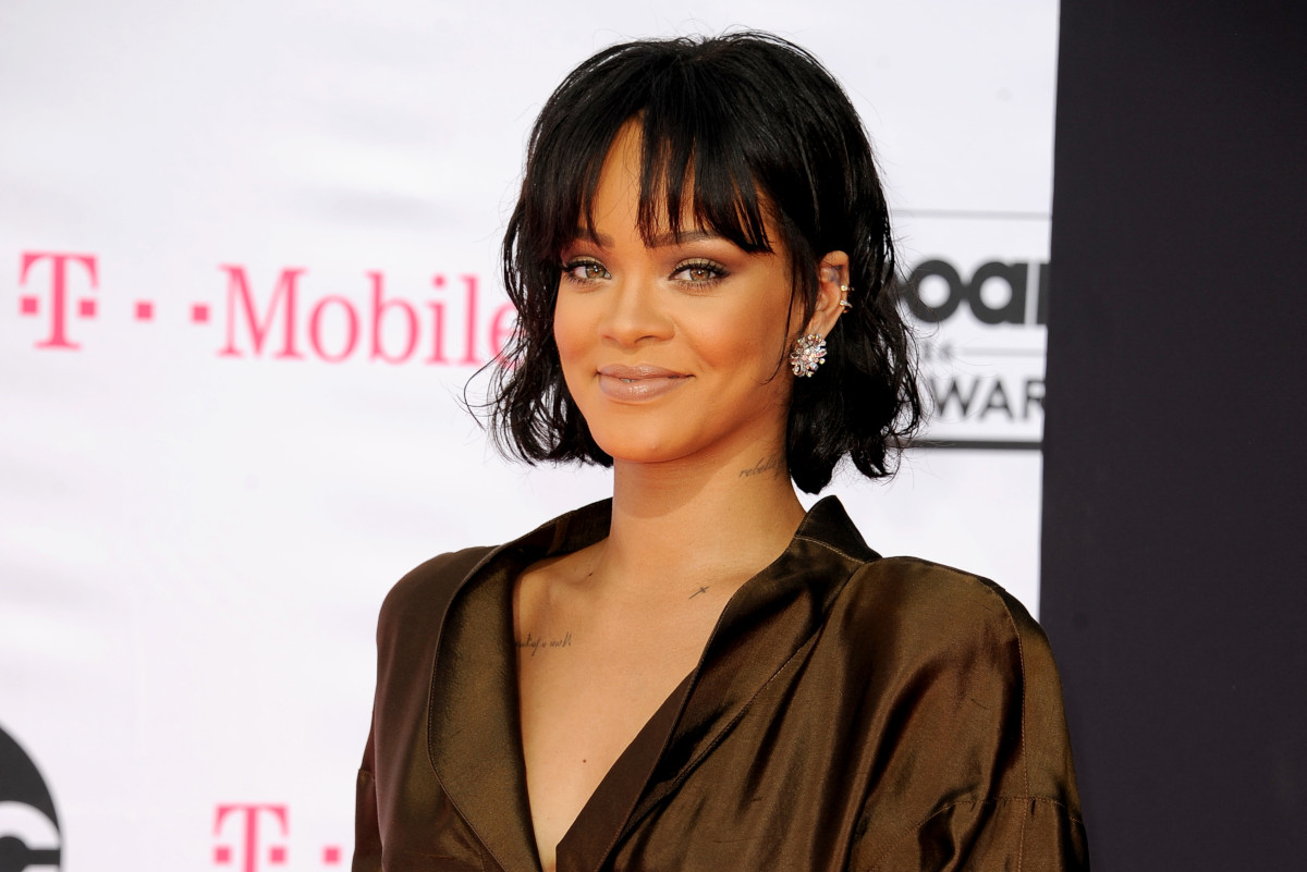 Habiton LTD - Superstar Robyn Rihanna Fenty is a singer, businesswoman, fashion  designer, actress and philanthropist. Congratulations on all your  achievements and contributions to society!!! A true HABITON!!!! A Dream  Chasers and